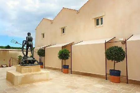Отель Corte Di Nettuno - Cdshotels 4*