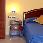 Отель Corte Di Nettuno - Cdshotels 4*