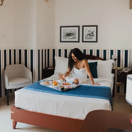 Corte Di Nettuno - Cdshotels Отранто