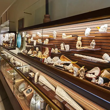 Corte Di Nettuno - Cdshotels Hotel