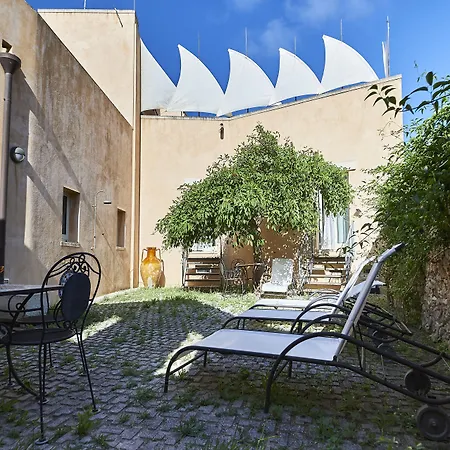 Corte Di Nettuno - Cdshotels Отранто