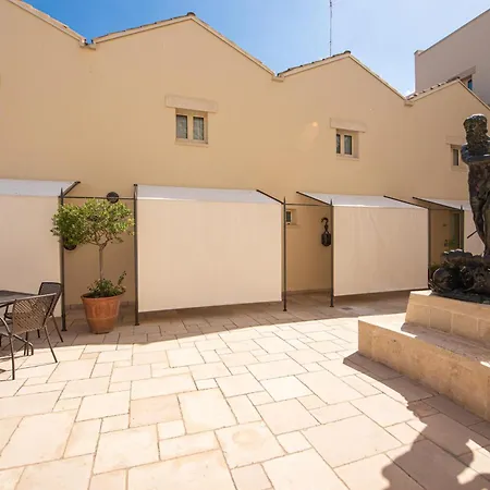 Corte Di Nettuno - Cdshotels 4*