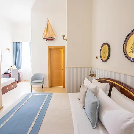Corte Di Nettuno - Cdshotels 4*