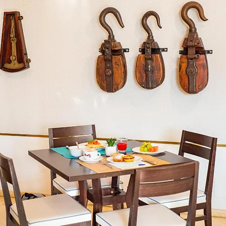 Corte Di Nettuno - Cdshotels Hotel