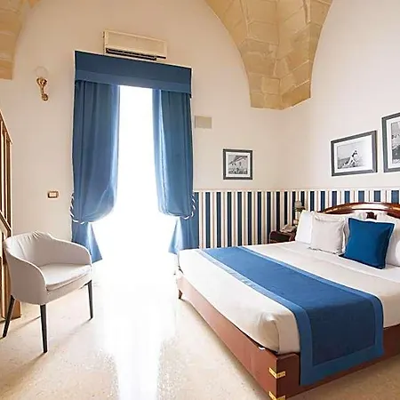 Hotel Corte Di Nettuno - Cdshotels 4*