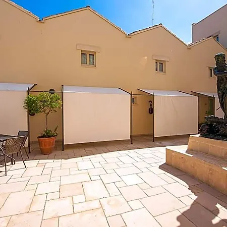 Hotel Corte Di Nettuno - Cdshotels