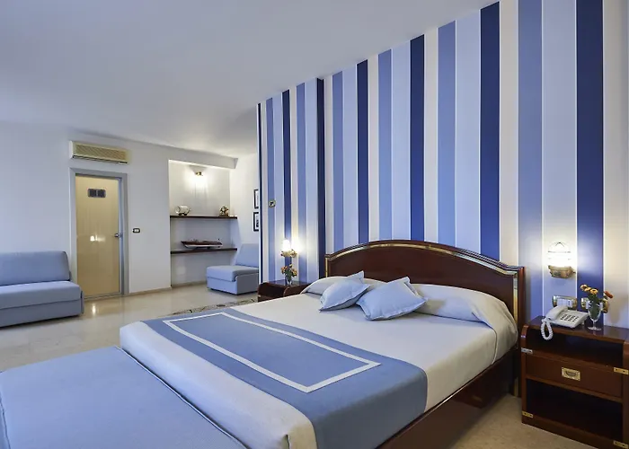 Corte Di Nettuno - Cdshotels Отель 4*