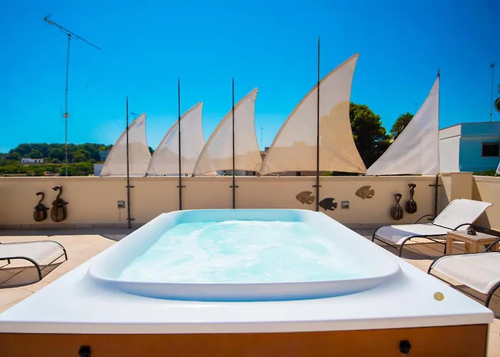Corte Di Nettuno - Cdshotels Отель Отранто