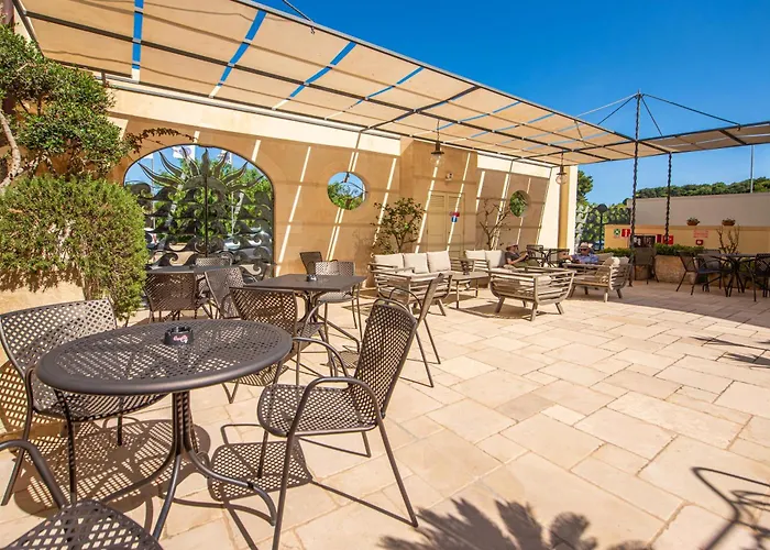 Отель Corte Di Nettuno - Cdshotels Отранто